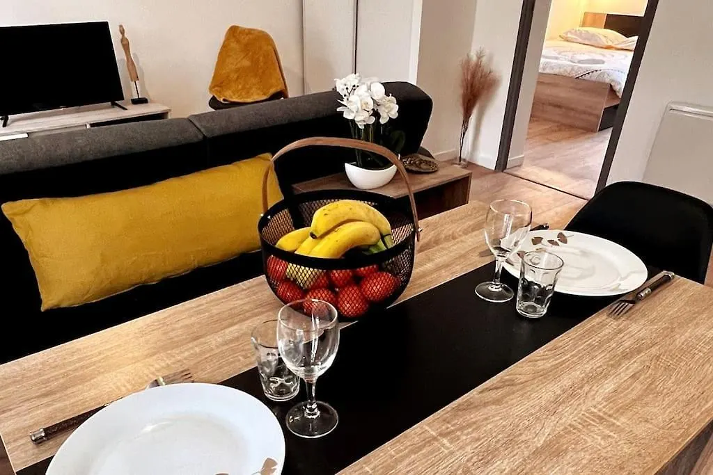 Bengale - T2 Completement Renove Tout Confort Vichy
